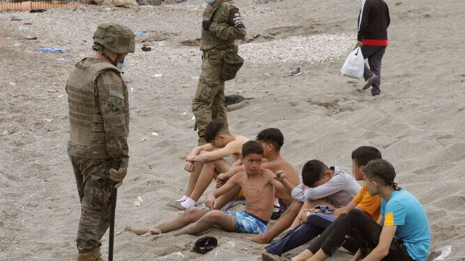 Ejército contra niños